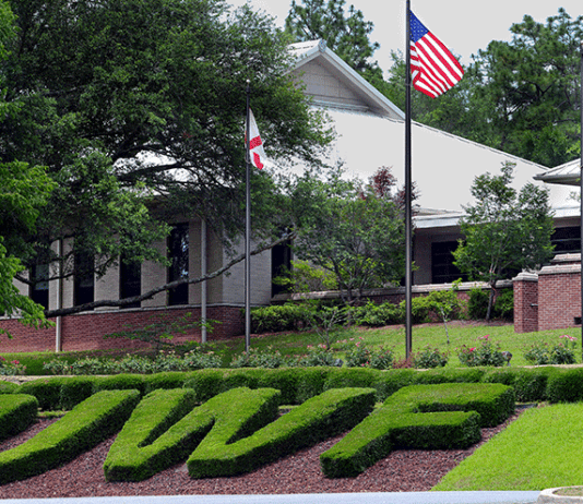 UWF campus entrance