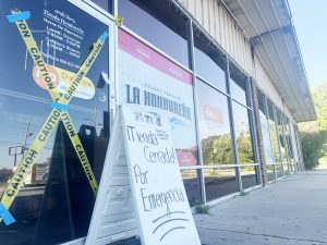 Tienda La Hondureña closed after a fire