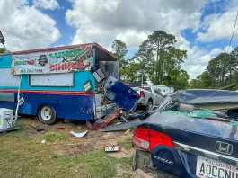 Pick up truck crashed into a food truck