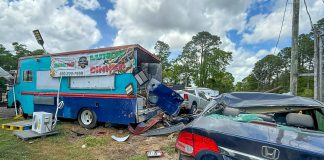 Pick up truck crashed into a food truck