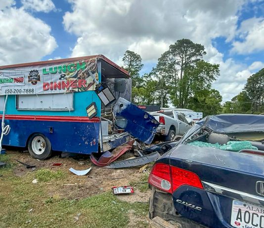 Pick up truck crashed into a food truck