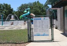 La piscina de Roger Scott abrirá para una temporada de verano reducida ~ Roger Scott pool to open for shortened summer swim season Roger Scott Pool entrance