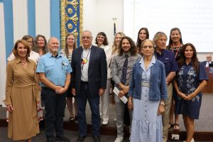Group of Muscogee and members of local government