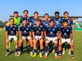 Pelicans soccer team group photo