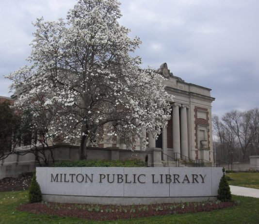 La biblioteca de Milton reabre el 19 de octubre ~ Milton Library Reopening Oct. 19 Milton Public Library