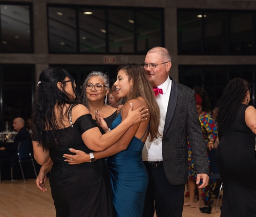 Hispanic Heritage Month Gala Pensacola 2023 09674